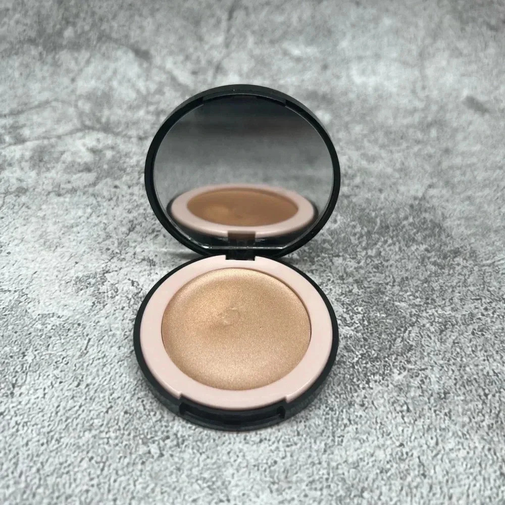 BRAND‎ NEW DOLL 10 H2GLO HIGHLIGHTER ILLUMINATION “DOLL GLOW”